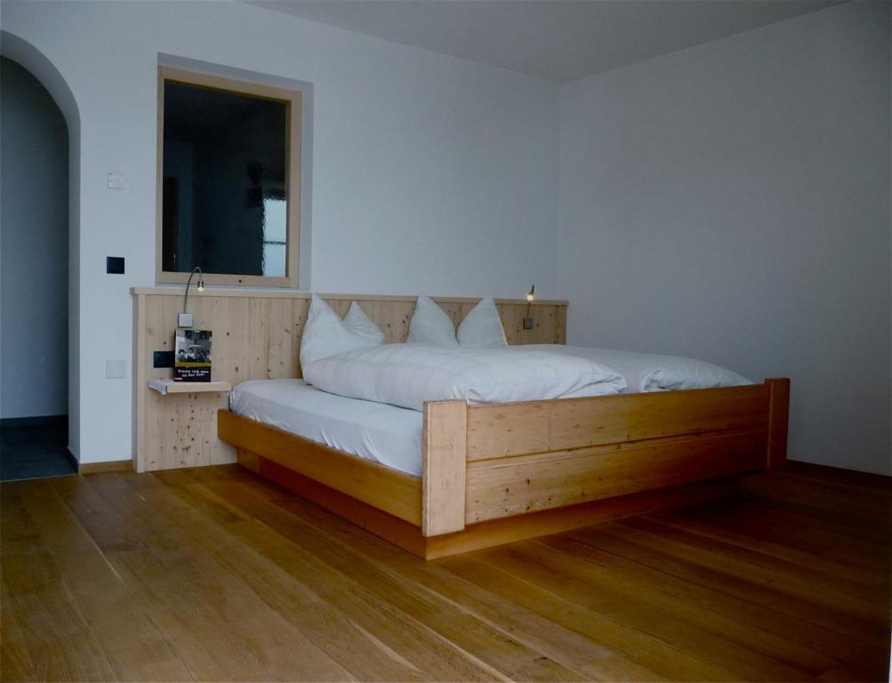 Putzerhof Aparthotel Funes  Rum bild