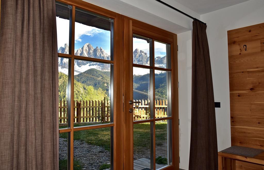 Putzerhof Aparthotel Funes  Exteriör bild