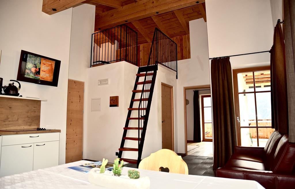 Putzerhof Aparthotel Funes  Exteriör bild